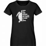And into the Ocean – Damen Premium Bio T-Shirt – black