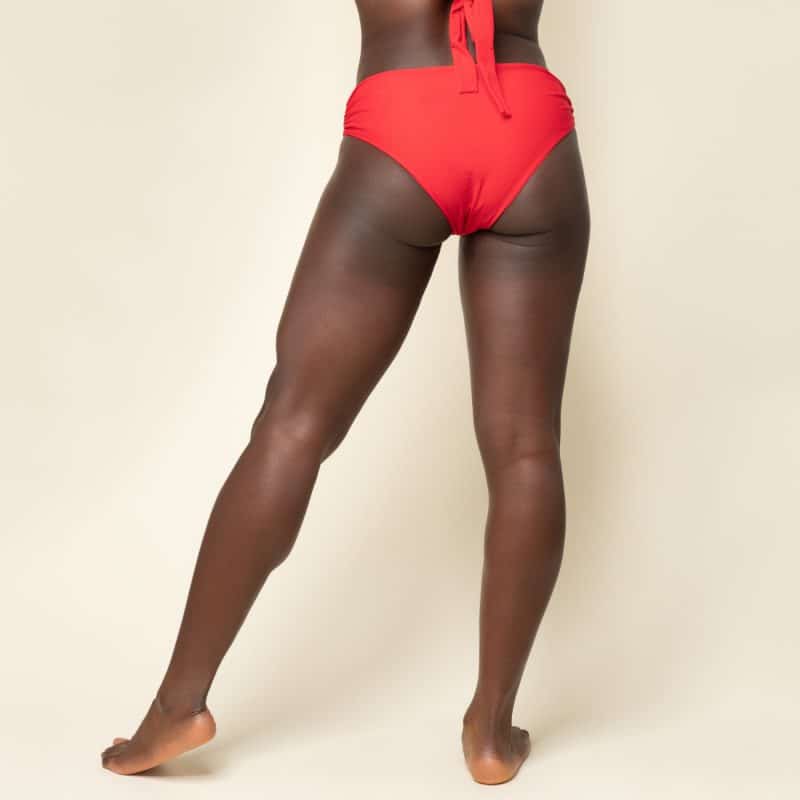 Bikini Hose gerafft in red Rückenansicht